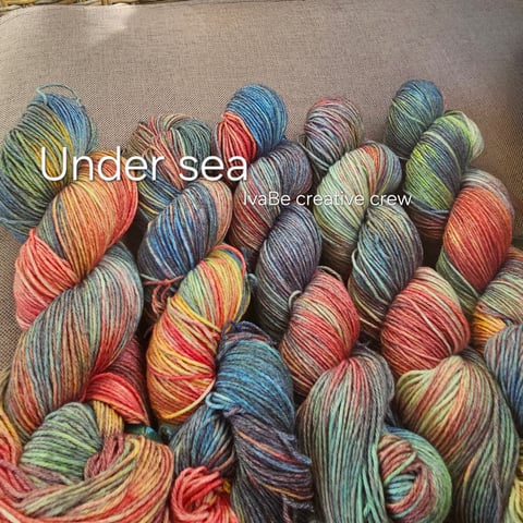 50% merino+50% bavlna, 420m/ 100gr.