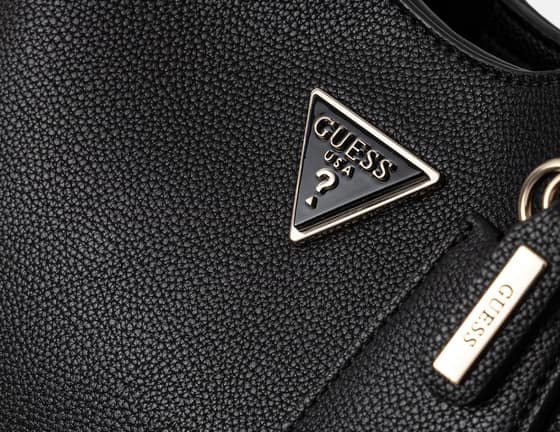 GUESS MERIDIAN dámska kabelka čierna-094ddfa3-2504-4d0f-adbe-26d86990ae6f.jpg