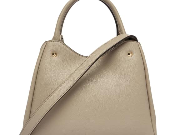 GUESS MERIDIAN dámska kabelka piesková-7073e0af-2ea4-4f67-aa61-ab7c8d9d5365.jpg