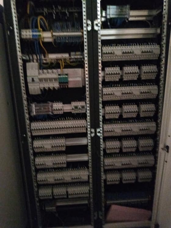 elektroinstalacie-3c7db0e6-aad7-4770-a288-3d0af180f7cb.jpg