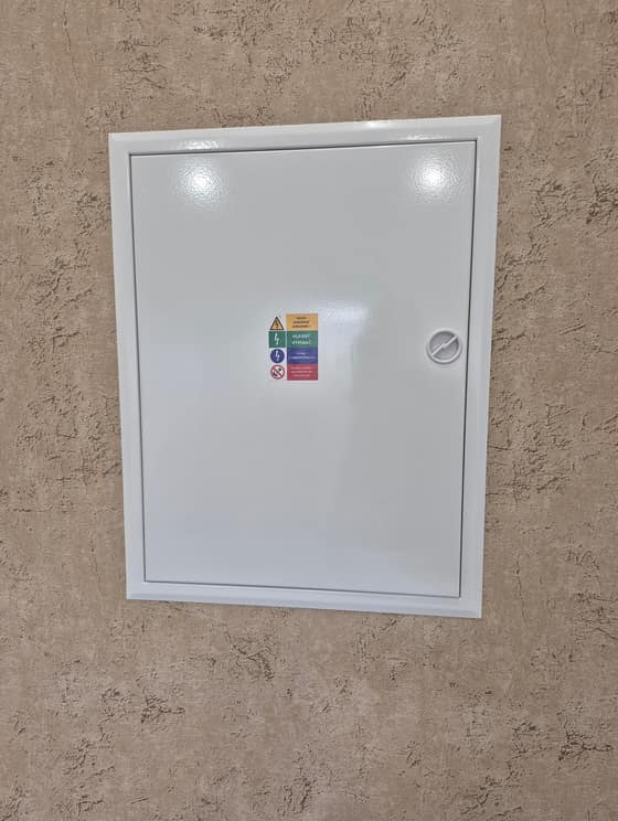 elektroinstalacie-ddfdce58-aac7-4979-b977-d9fb6bada6a4.jpg
