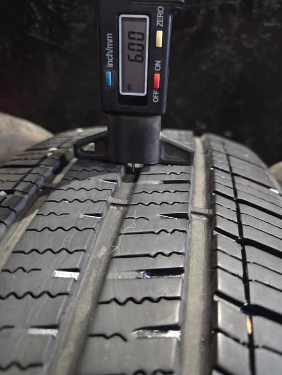 185/60 R15 Dunlop Celoročne pneumatiky-023c0127-e255-4745-b579-b1885787ec8e.jpg