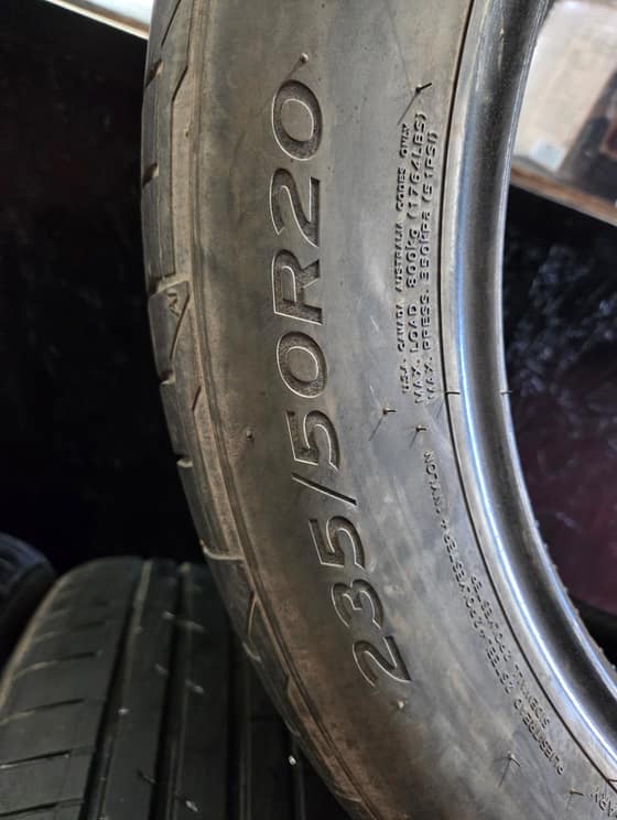 235/50 R20 Hankook letne pneumatiky-08b321f9-c9cb-4071-89b9-71049037af0e.jpg