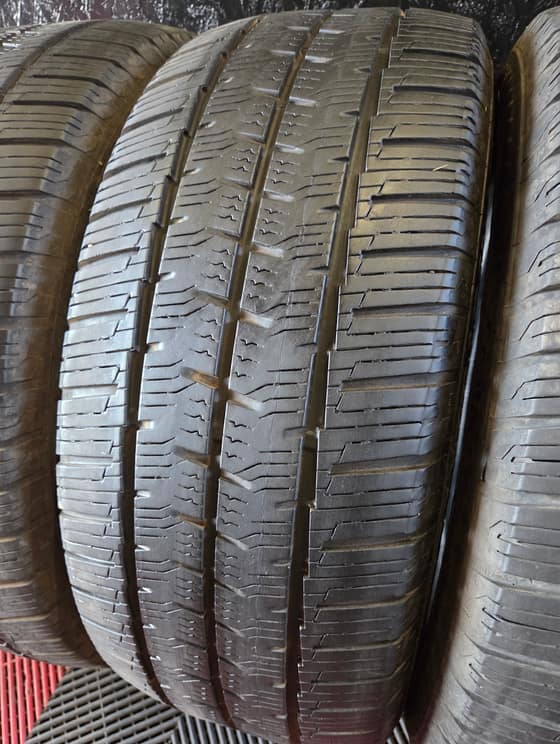 255/55 R18 Continental-08f5ca3a-8546-4a1d-83ab-55090ac4a47e.jpg