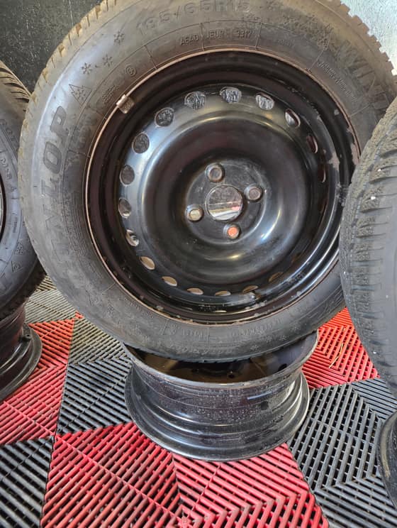 4X100 R15 Toyota winter set 185/65 R15 Dunlop-0fb4f0bc-8d7a-49cc-abbc-628b84db4d7f.jpg