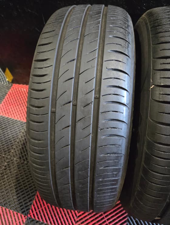 185/60 R15 Humho letne pneumatiky-19acc081-9a1f-4adb-a9e5-0dd5e18e170a.jpg