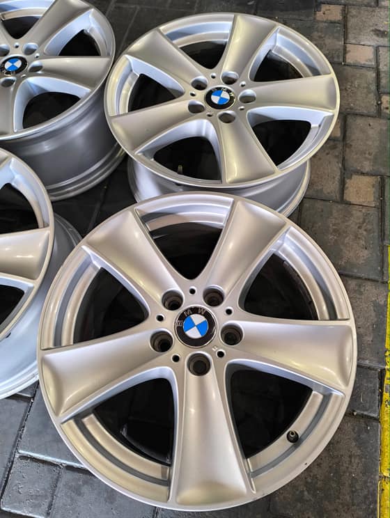 5X120 R18 BMW Alloy Wheels-37bc1c8f-2c48-456d-bfba-a10a3e735b05.jpg
