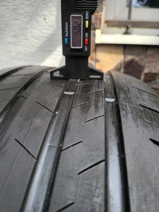 255/50 R21 Bridgestone summer tires-38fbaf29-6bcf-461f-b87d-b7885b4e1131.jpg