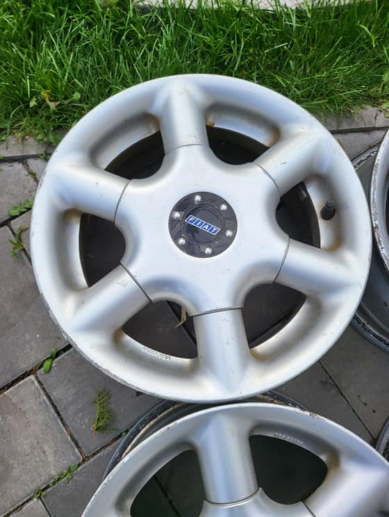 4X98 R14 Fiat alloy wheels-418d9238-fbb9-4d2f-9d11-2bdf91217a6d.jpg