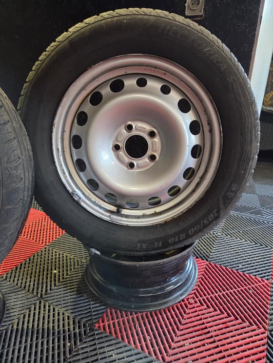 5X108 R16 Ford summer set 205/60 R16 Matador-41f1c84b-a3f2-40b1-bbe4-ff3664a77050.jpg