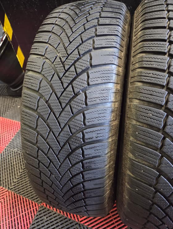 225/65 R17 Bridgestone téli-4334fec8-d86f-422c-97df-1c8b9bba9c47.jpg