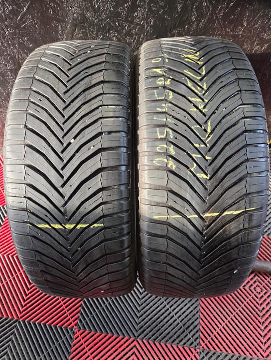 225/45 R19 Michelin All-season tires-6aff716c-db73-4eaf-9994-a08633477ef4.jpg