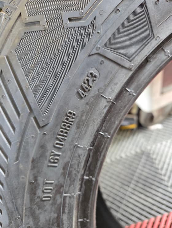 215/65 R15C Barum letne pneumatiky-6c85f64f-c0ce-4a9d-aebd-74347d55f8e5.jpg