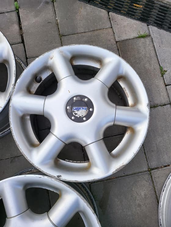 4X98 R14 Fiat alloy wheels-84f4c3bf-f2af-453f-84c9-1fbb33966764.jpg