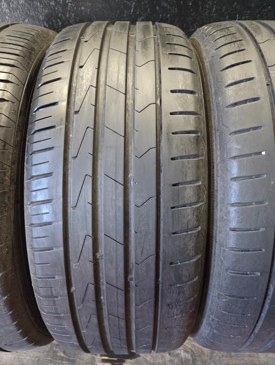 215/50 R18 Hankook letne pneumatiky-a108a9f0-04ef-47c6-8e57-0179b6036e84.jpg