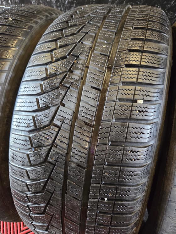 225/50 R17 Hankook zimne pneumatiky-a71e8839-cd6e-45f7-bed8-e24817182fca.jpg