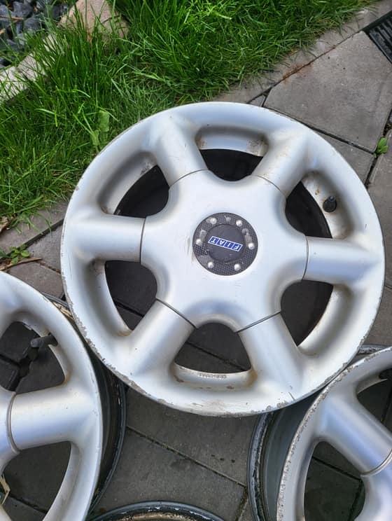 4X98 R14 Fiat alloy wheels-c0ee9fff-cf9c-4a15-8d2d-3b9296da26ae.jpg