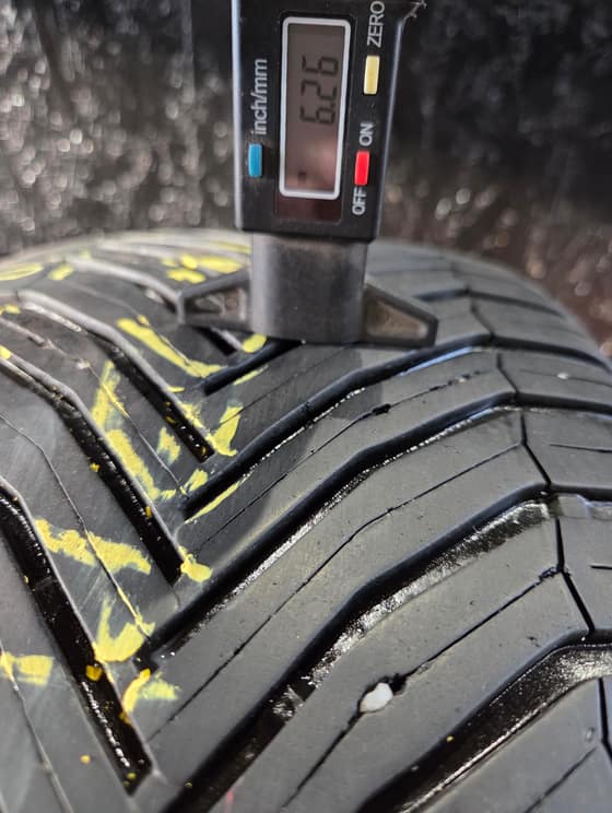 225/45 R19 Michelin All-season tires-d6a3b5d6-14c9-484a-ae84-a95656d61fa4.jpg