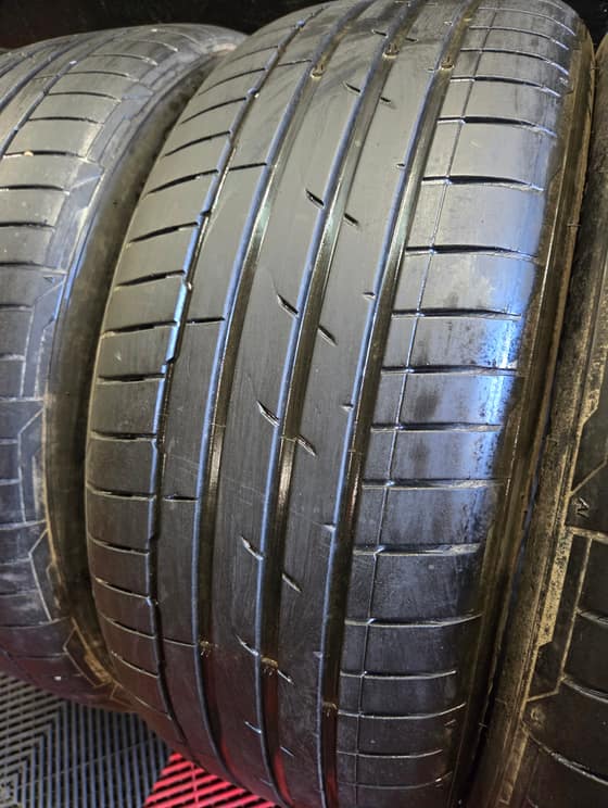 235/50 R20 Hankook letne pneumatiky-e278d846-4865-4af2-87aa-5eae031d9542.jpg