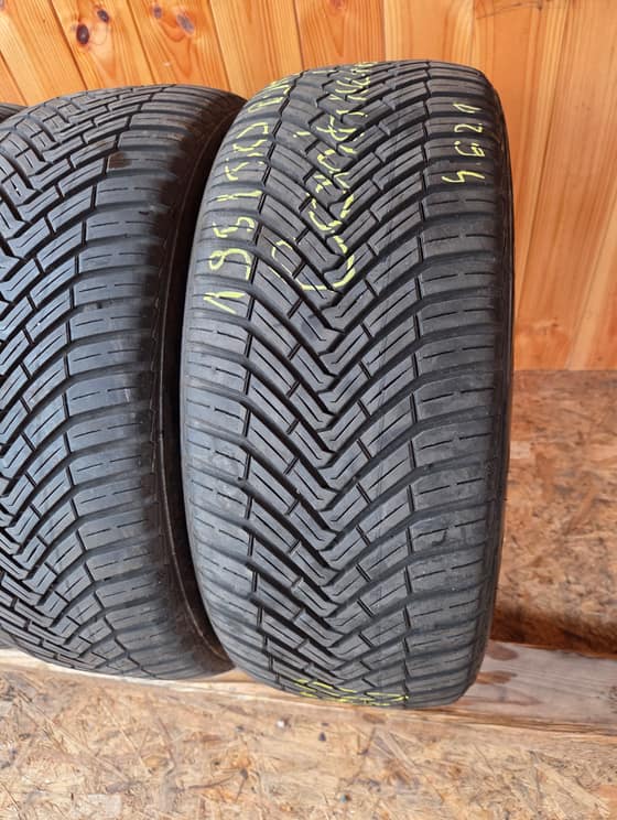 195/50 R15 Continental celoročné-f87b89e6-5e1c-4b31-82bb-1193da599c64.jpg