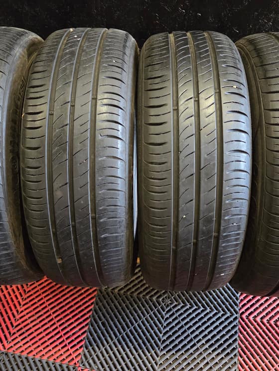 185/60 R15 Humho letne pneumatiky-f957a381-de31-4c82-bf7e-7a888da06086.jpg