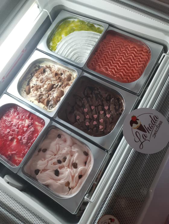 zmrzlinovy-catering-na-svadbu-ci-oslavu-612052a1-6a51-47dc-bdd0-d8fd6ec41d44.jpg