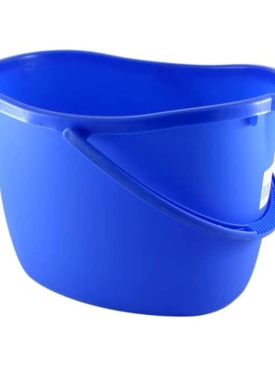 Vedro oválne plastové – červené 15L-9c4424ab-e624-4510-81b9-0856e9db4d53.webp