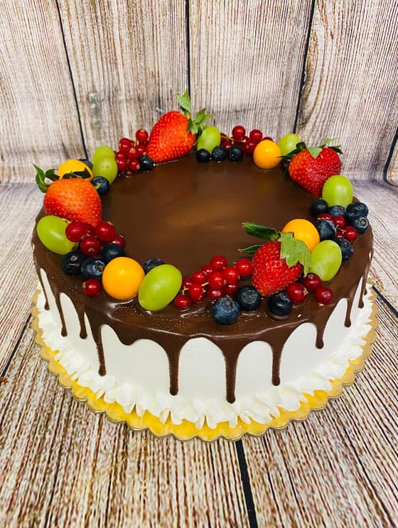 Ovocná torta-90b9d19b-6f11-4524-a790-f6398a133032.jpg