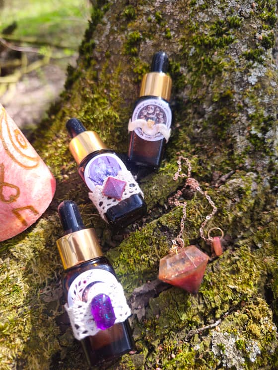 Elixír lásky, rituálny olej s feromónmi-9f1e0eb6-0f6d-4921-a700-8d47fdf7d979.jpg