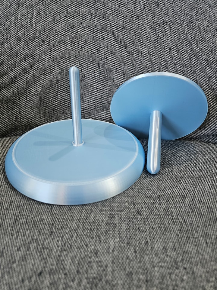 pale blue shiny