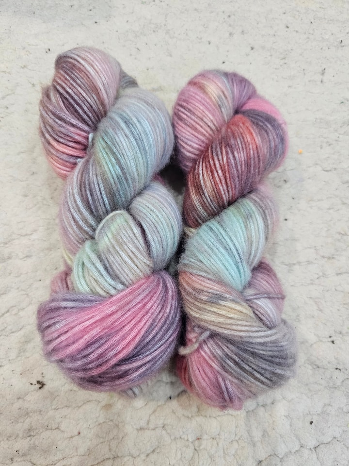 tlumená multicolor
