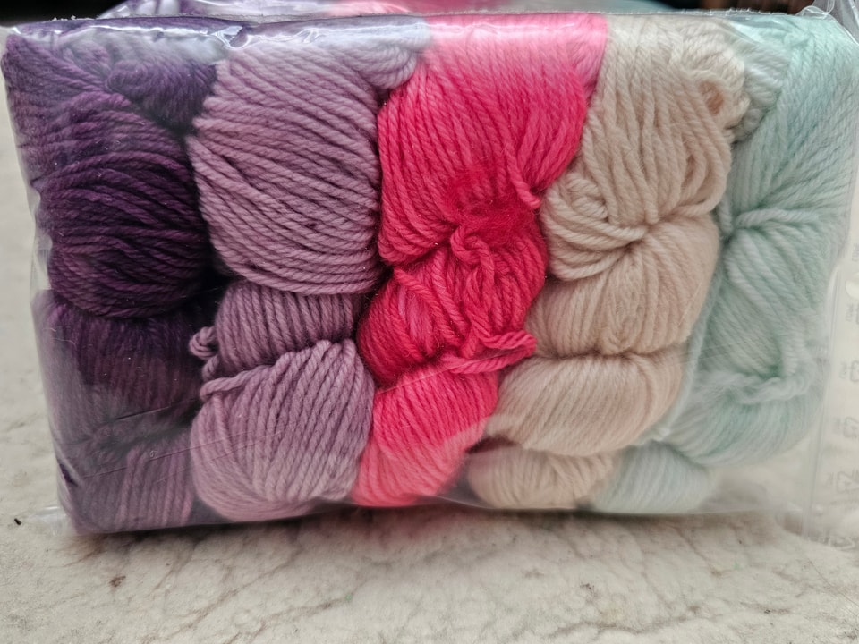 plum, pink, beige, mint