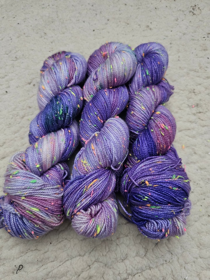 violet nops