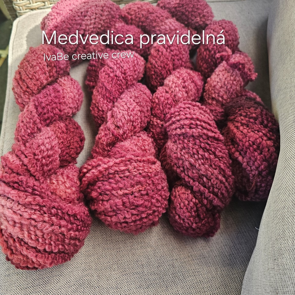 100% merino, 120m/ 100gr.