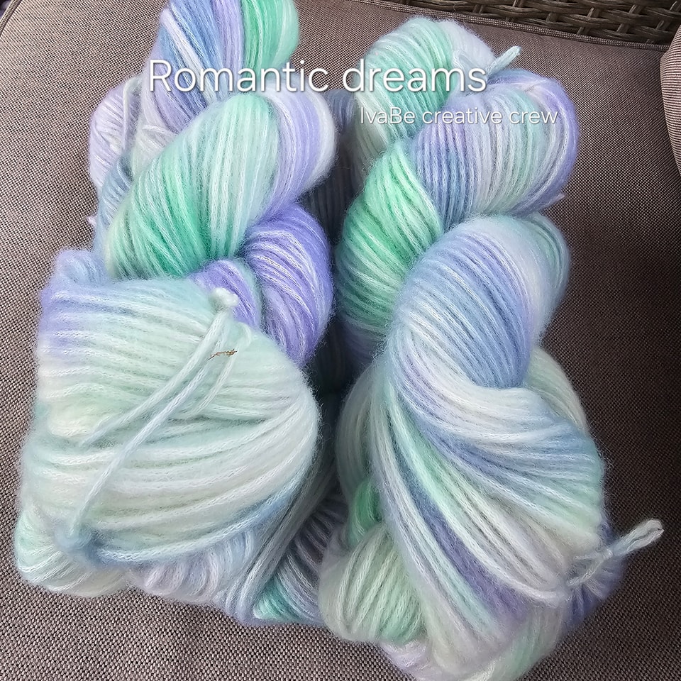 30% merino  70% bavlna, 200m/100g.